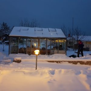 Växthus snö vinter Växthus snö vinter